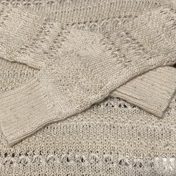 Aeropostale Ivory Sweater - Picture 5 of 6
